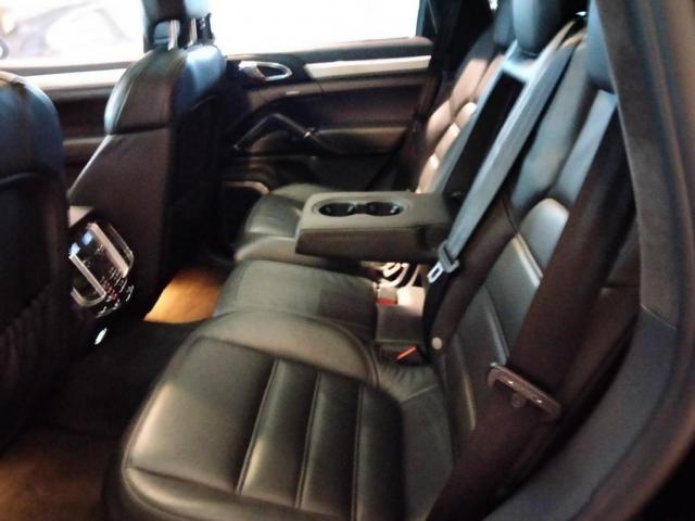 Porsche Cayenne image 3