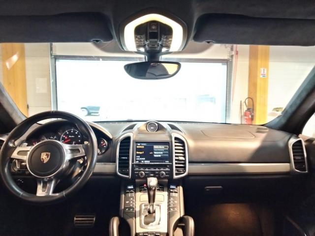 Porsche Cayenne image 7