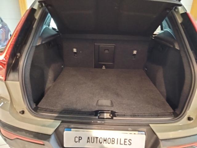 Volvo Xc40 image 1