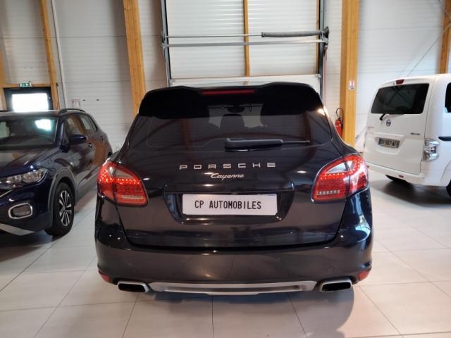 Porsche Cayenne image 3