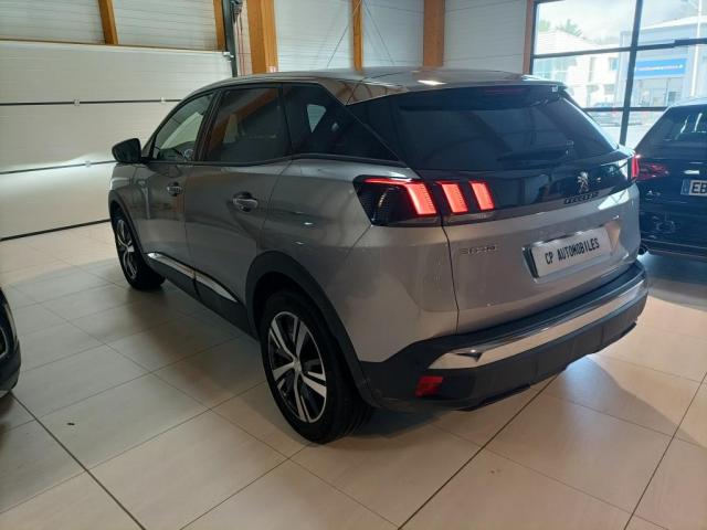 Peugeot 3008 image 2