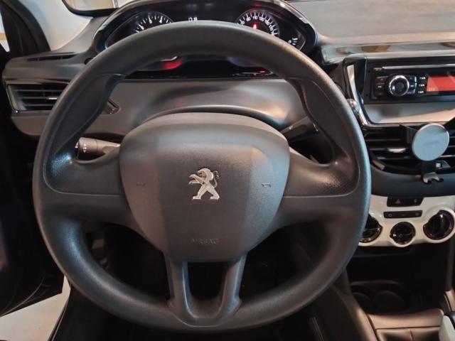 Peugeot 208 image 4