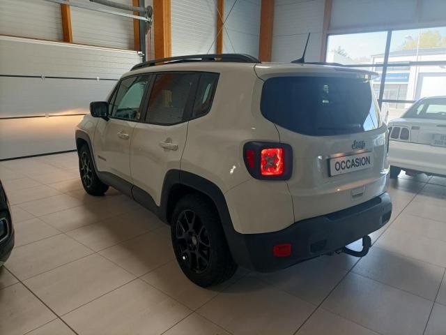Jeep Renegade image 2