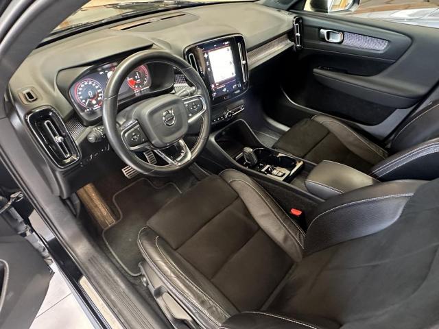 Volvo Xc40 image 1