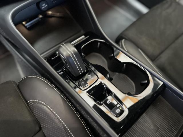 Volvo Xc40 image 8