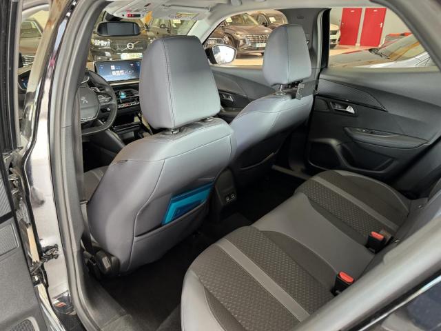 Peugeot 2008 image 6