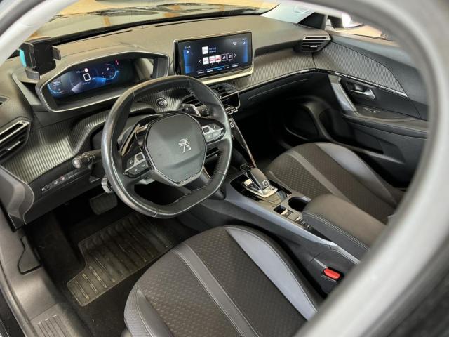 Peugeot 2008 image 1