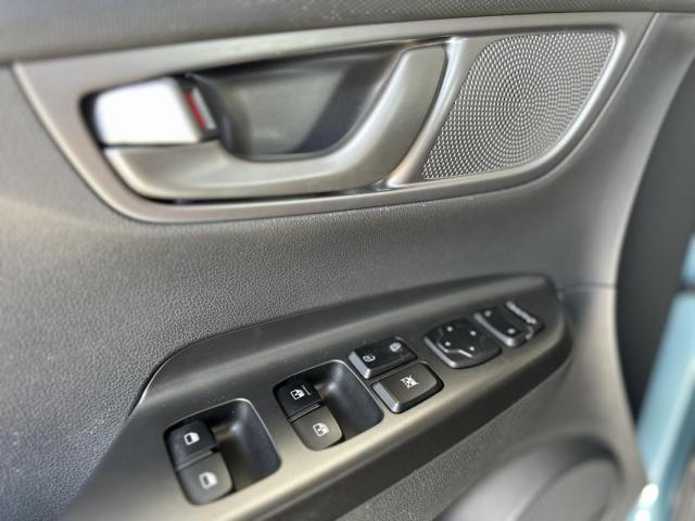 Hyundai Kona image 9