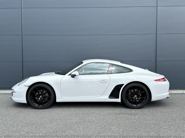 Porsche 911 image 6