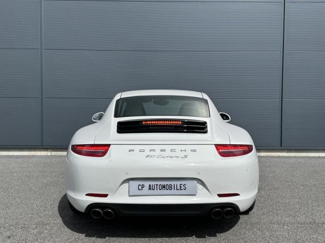 Porsche 911 image 4