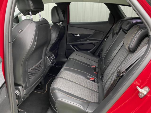 Peugeot 3008 image 3