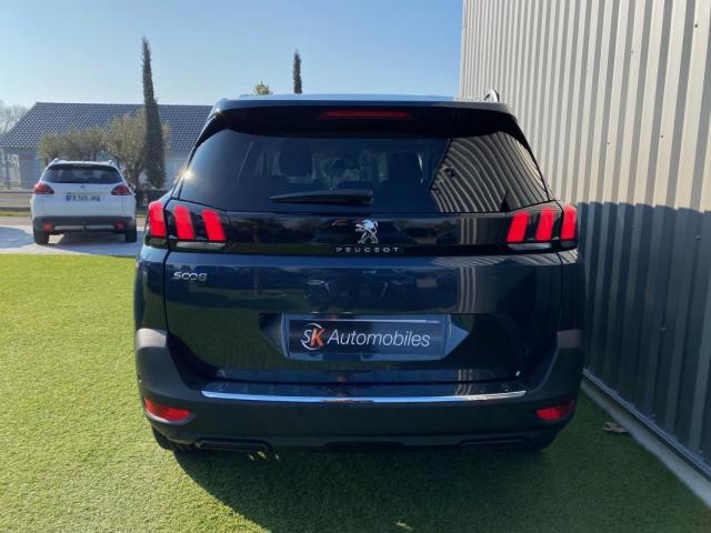 Peugeot 5008 image 2