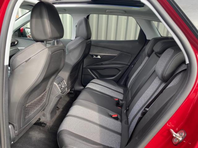 Peugeot 3008 image 1