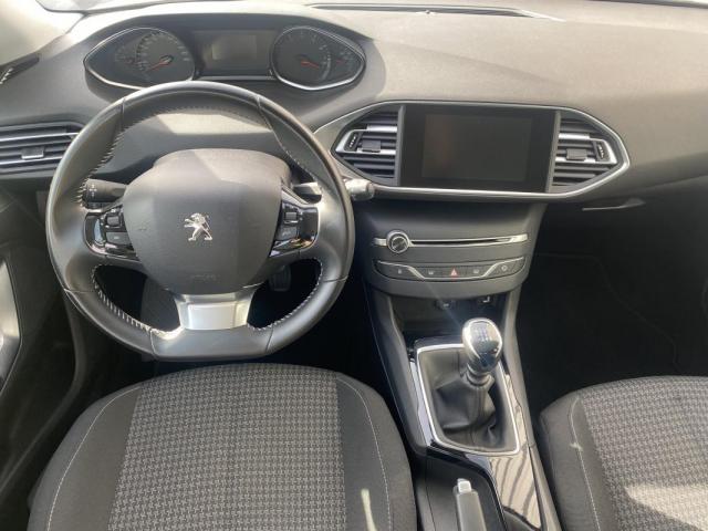Peugeot 308 image 5