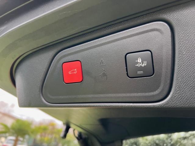 Peugeot 3008 image 8