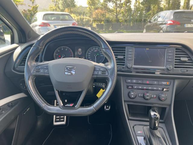 Seat Leon image 1
