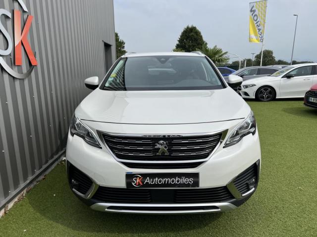 Peugeot 5008 image 2