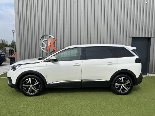 Peugeot 5008 image 9