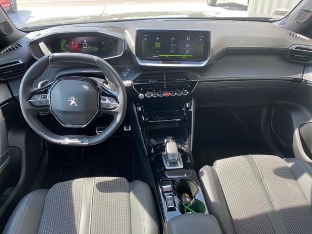 Peugeot 2008 image 3
