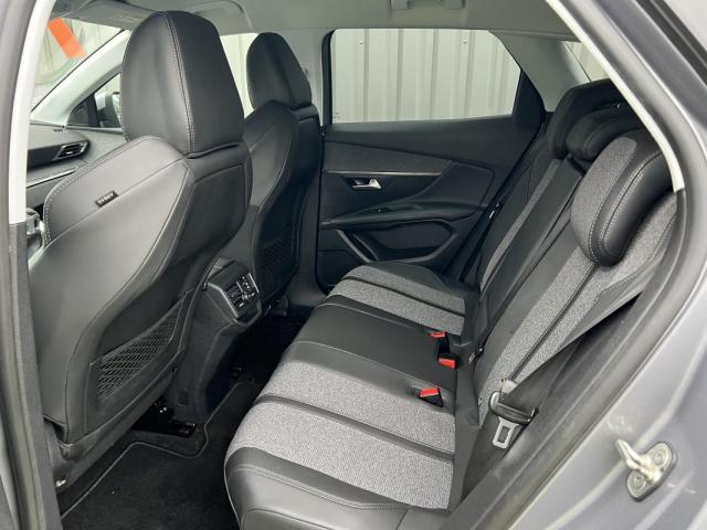 Peugeot 3008 image 3