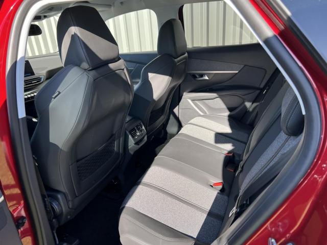 Peugeot 3008 image 8