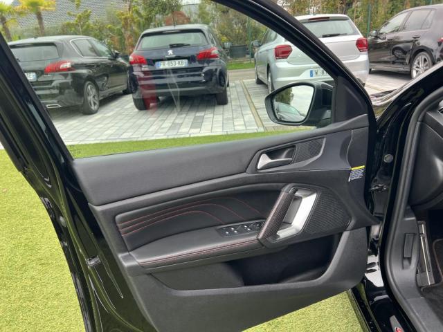 Peugeot 308 image 2