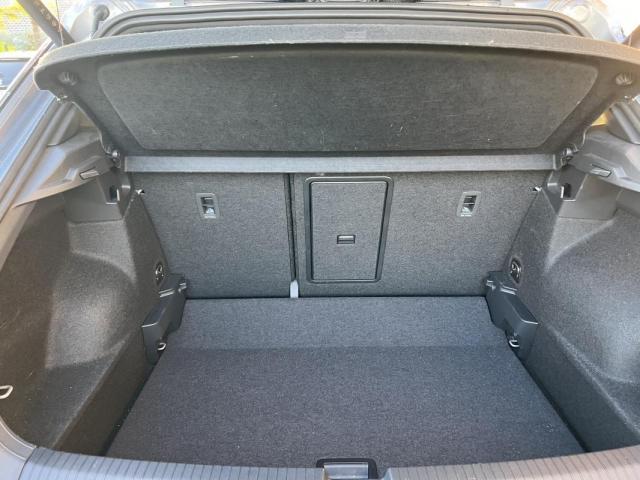 Volkswagen T-Roc image 1