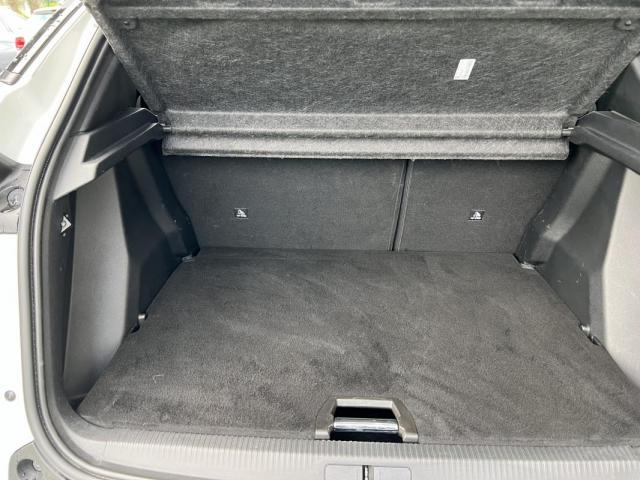 Peugeot 2008 image 6