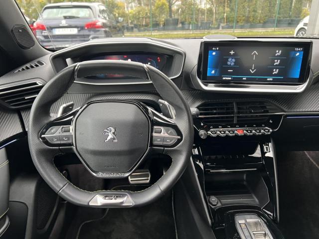 Peugeot 2008 image 1