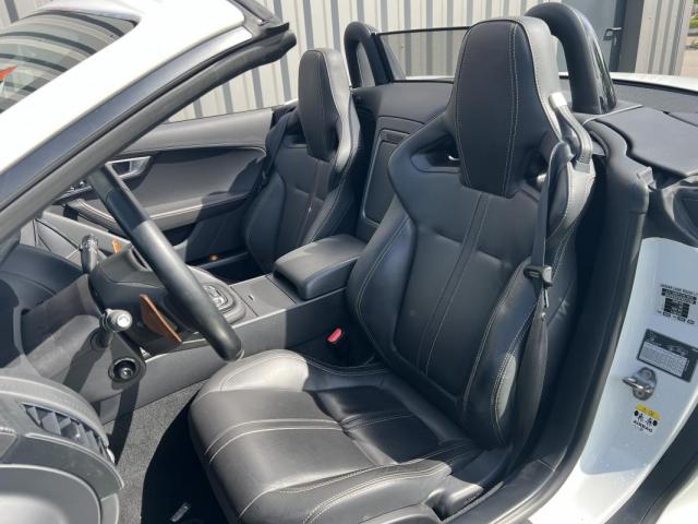 Jaguar F-Type image 4