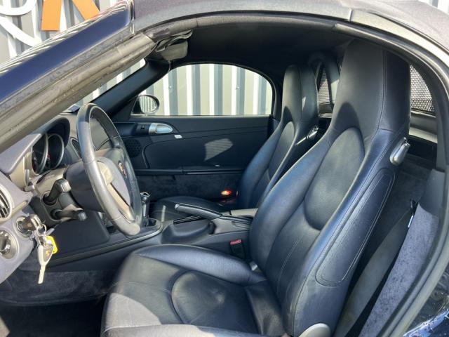 Porsche Boxster image 5