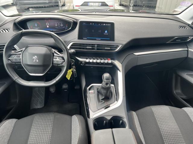 Peugeot 3008 image 9