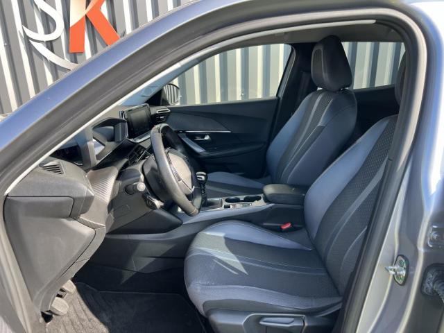 Peugeot 2008 image 8