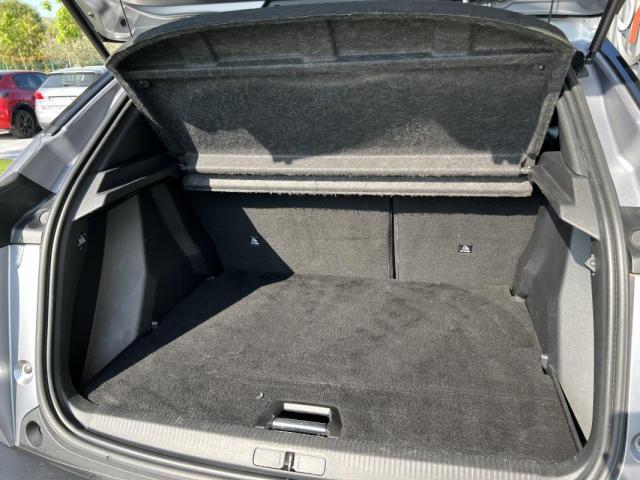 Peugeot 2008 image 2