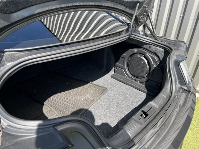 Ford Mustang image 8