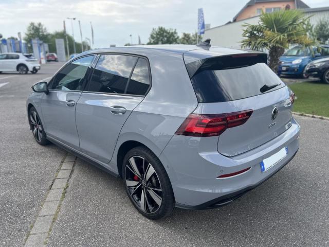 Volkswagen Golf image 8