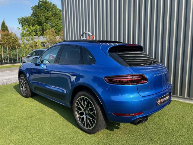Porsche Macan image 2