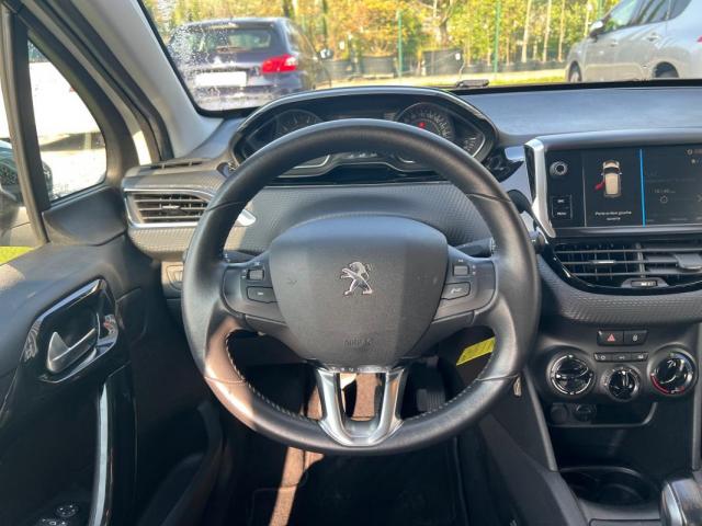 Peugeot 208 image 4