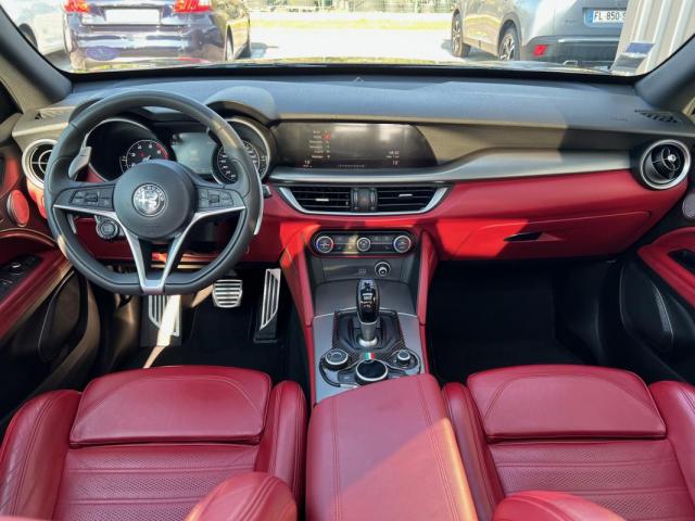 Alfa Romeo Stelvio image 4