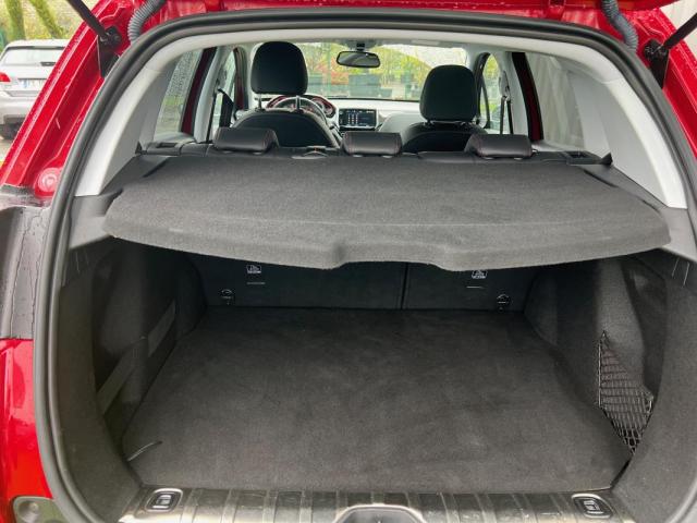 Peugeot 2008 image 3