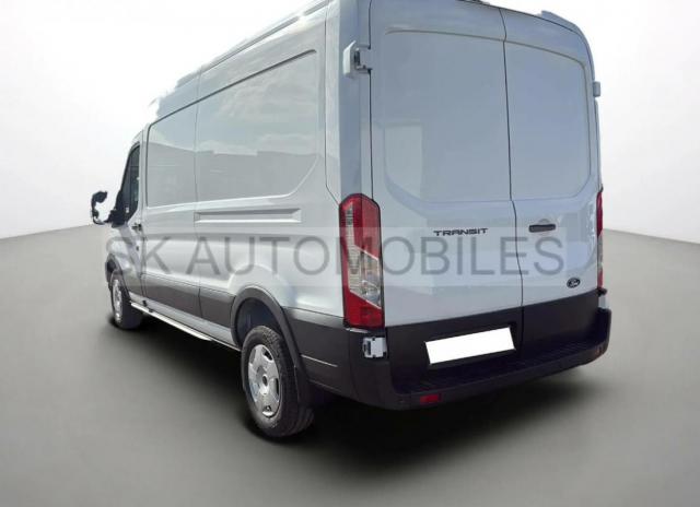 Ford Transit image 2