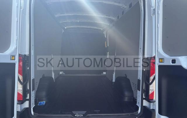 Ford Transit image 1