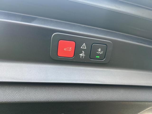 Peugeot 5008 image 2
