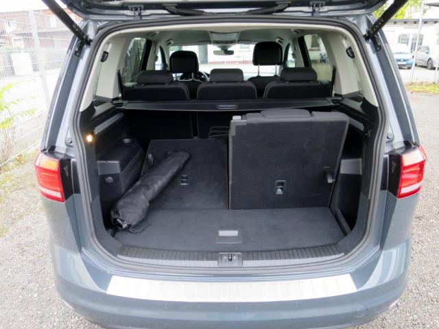 Volkswagen Touran image 4