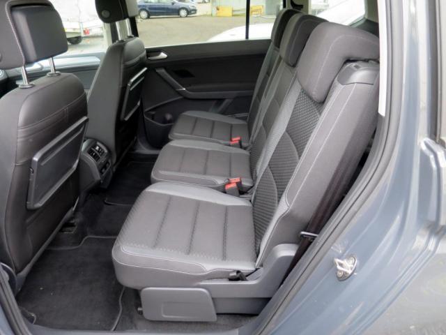 Volkswagen Touran image 2
