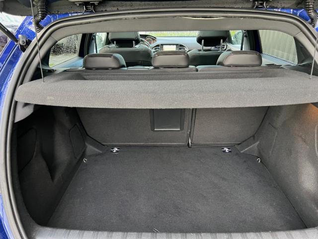 Peugeot 308 image 6
