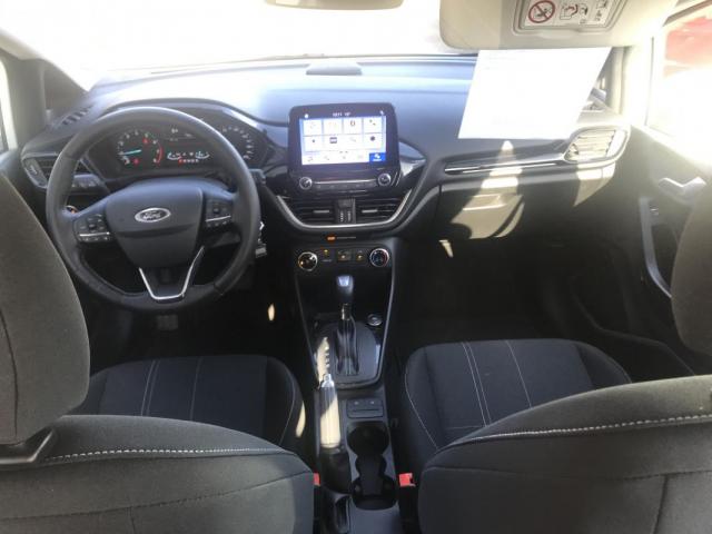 Ford Fiesta image 8