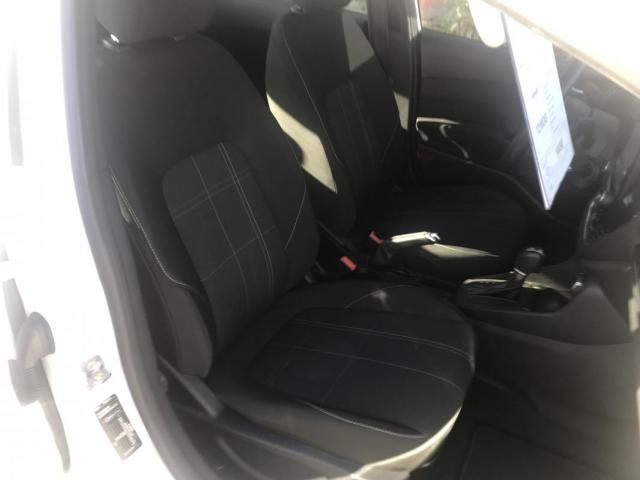 Ford Fiesta image 9