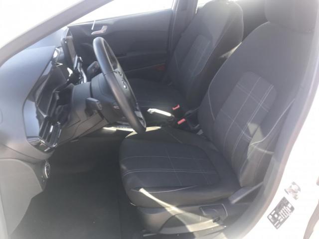 Ford Fiesta image 4