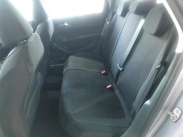 Peugeot 308 image 1